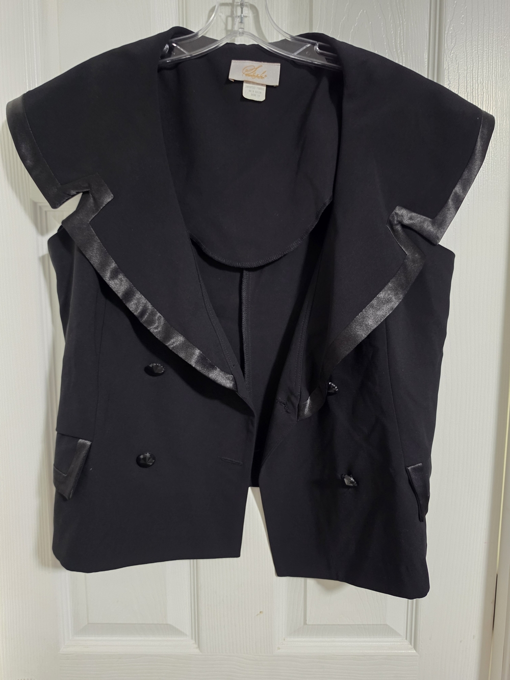 Vintage Sea La Vie Black Satin-Trim Sleeveless Blazer